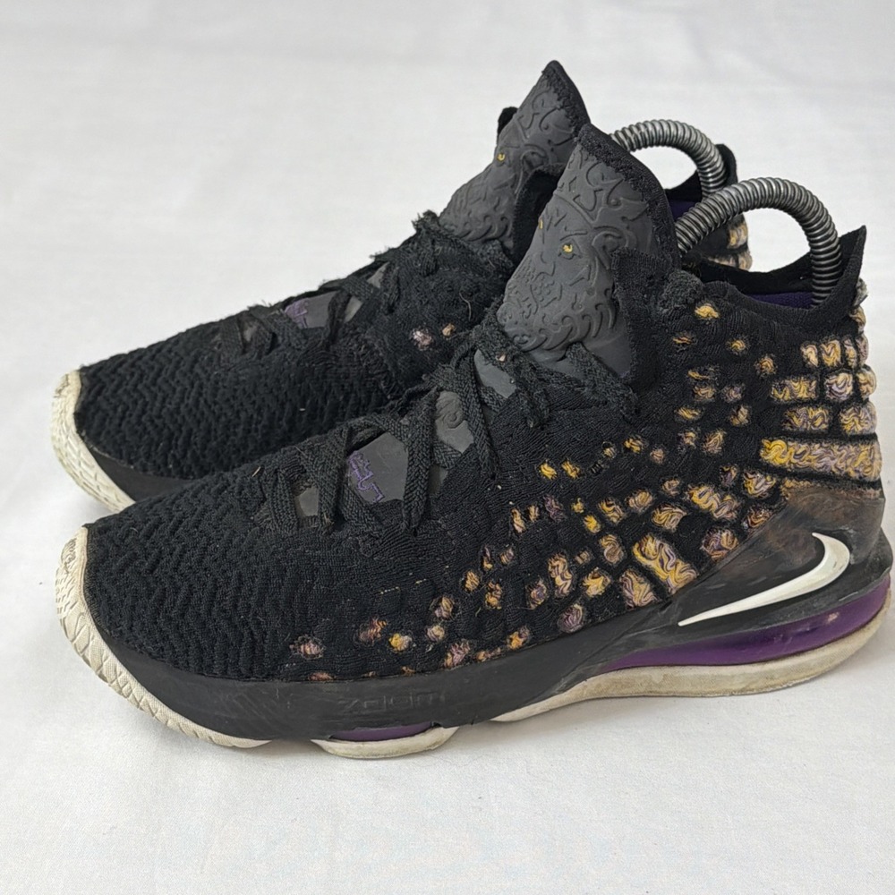 Nike LeBron‎ XVII 17 Lakers Sneakers 5Y Black/White/Eggplant/Amarillo BQ5594-004